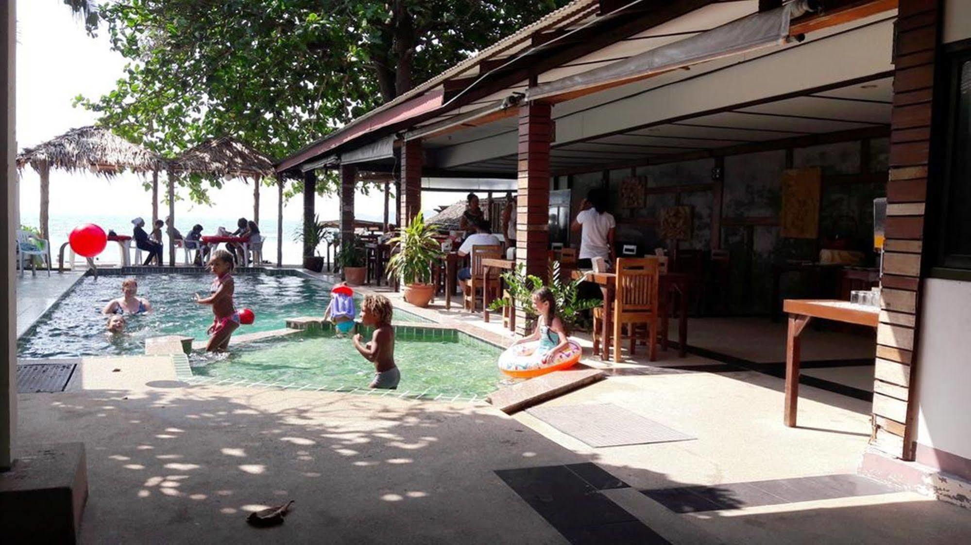 บี2 แอท สมุย บีช รีสอร์ต Hotel หาดเฉวง ภายนอก รูปภาพ
